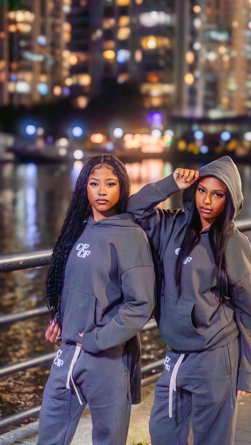 Charcoal Grey cashflow TS